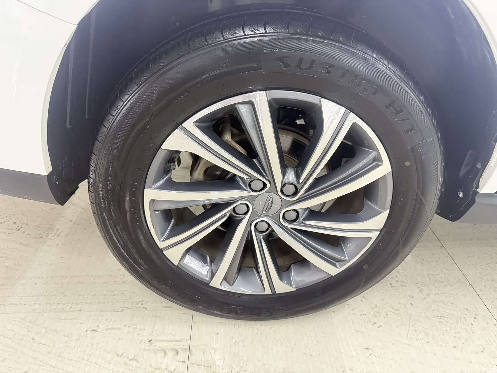Geely X6, 2022 12