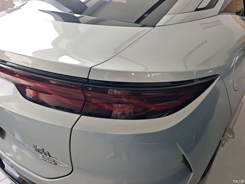 BYD Han, 2025 8