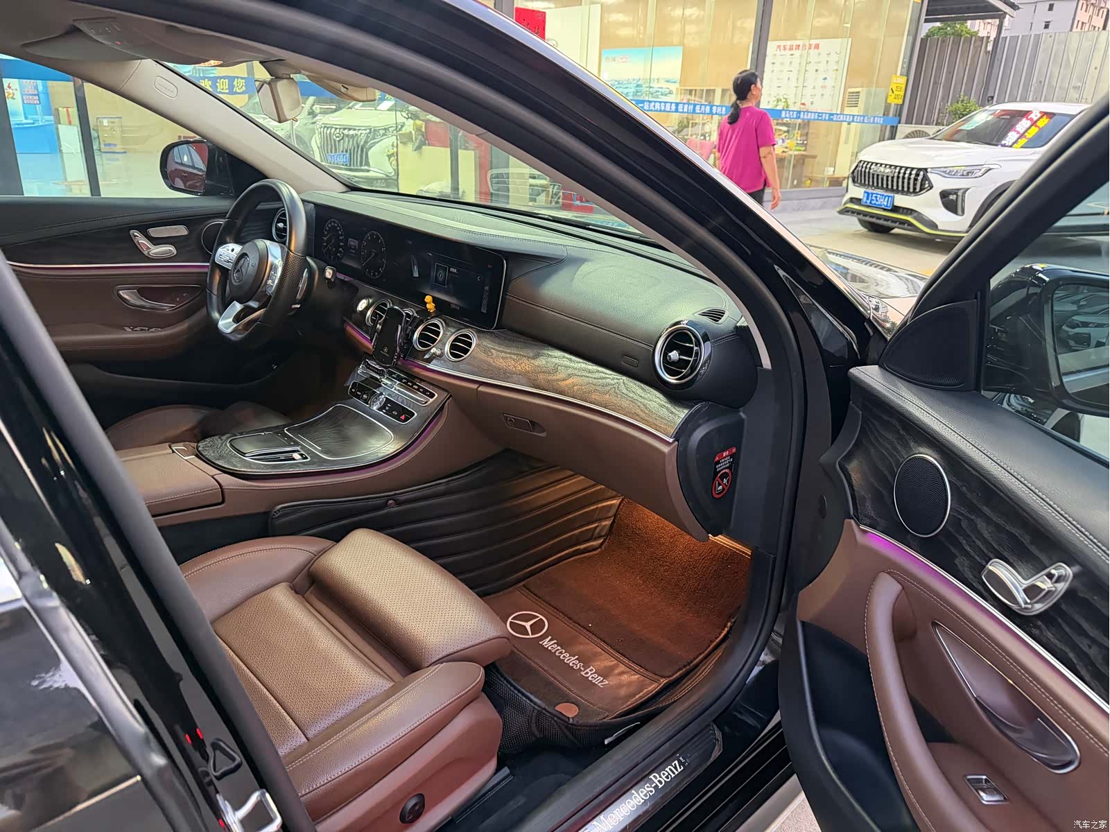 Mercedes-Benz E-Class, 2019 7