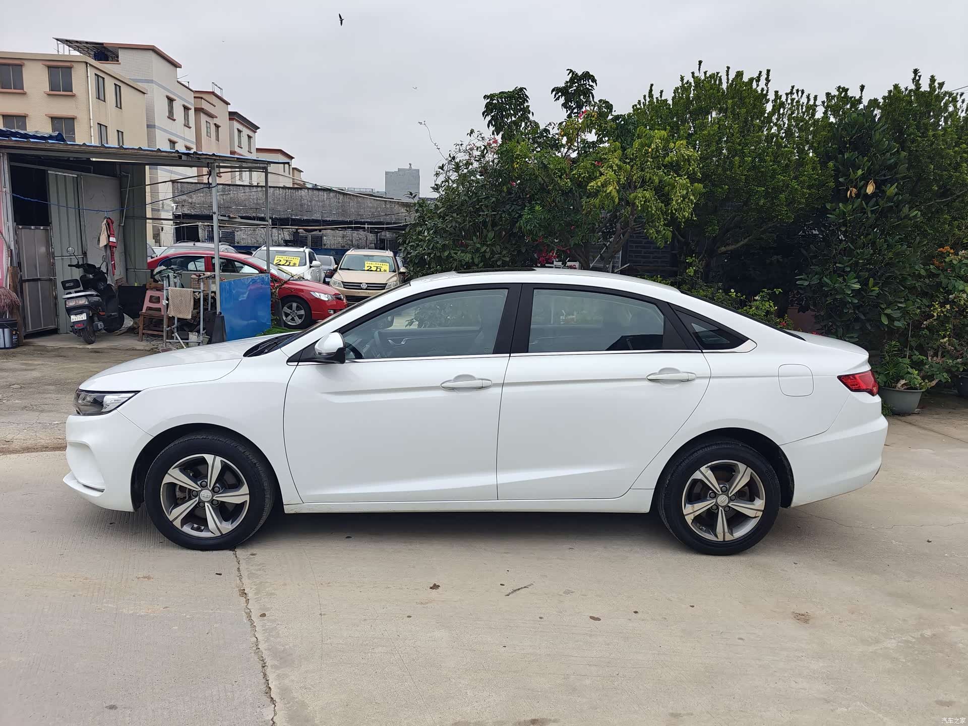 Geely Emgrand, 2018 4