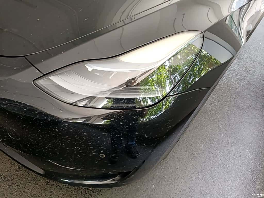 Tesla Model Y, 2022 24
