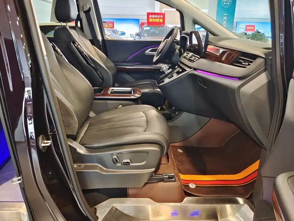 Hongqi HQ9 Hongqi HQ9