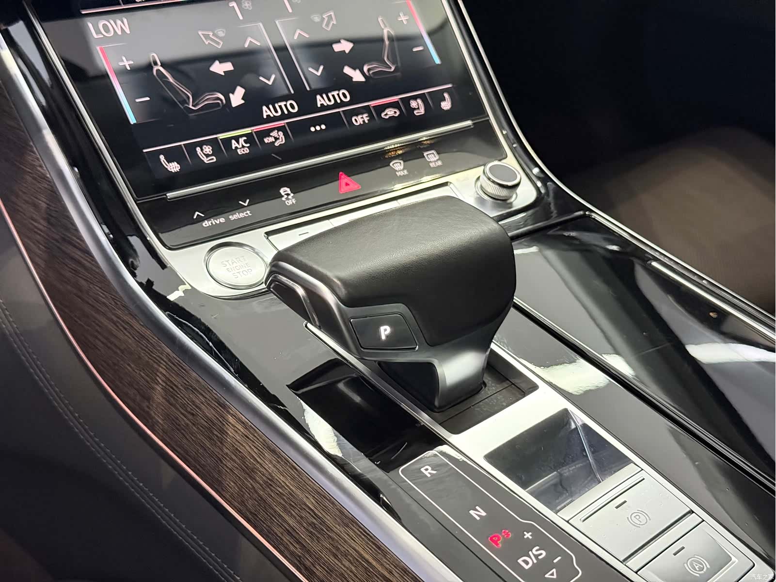 Audi A8L, 2019 9