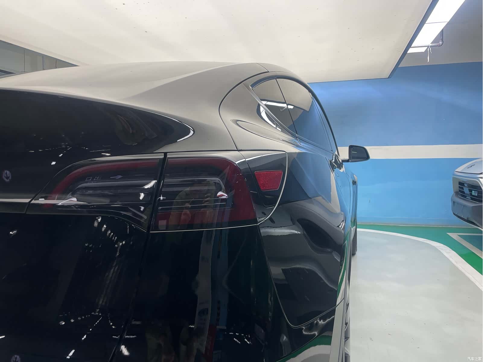 Tesla Model Y, 2021 9