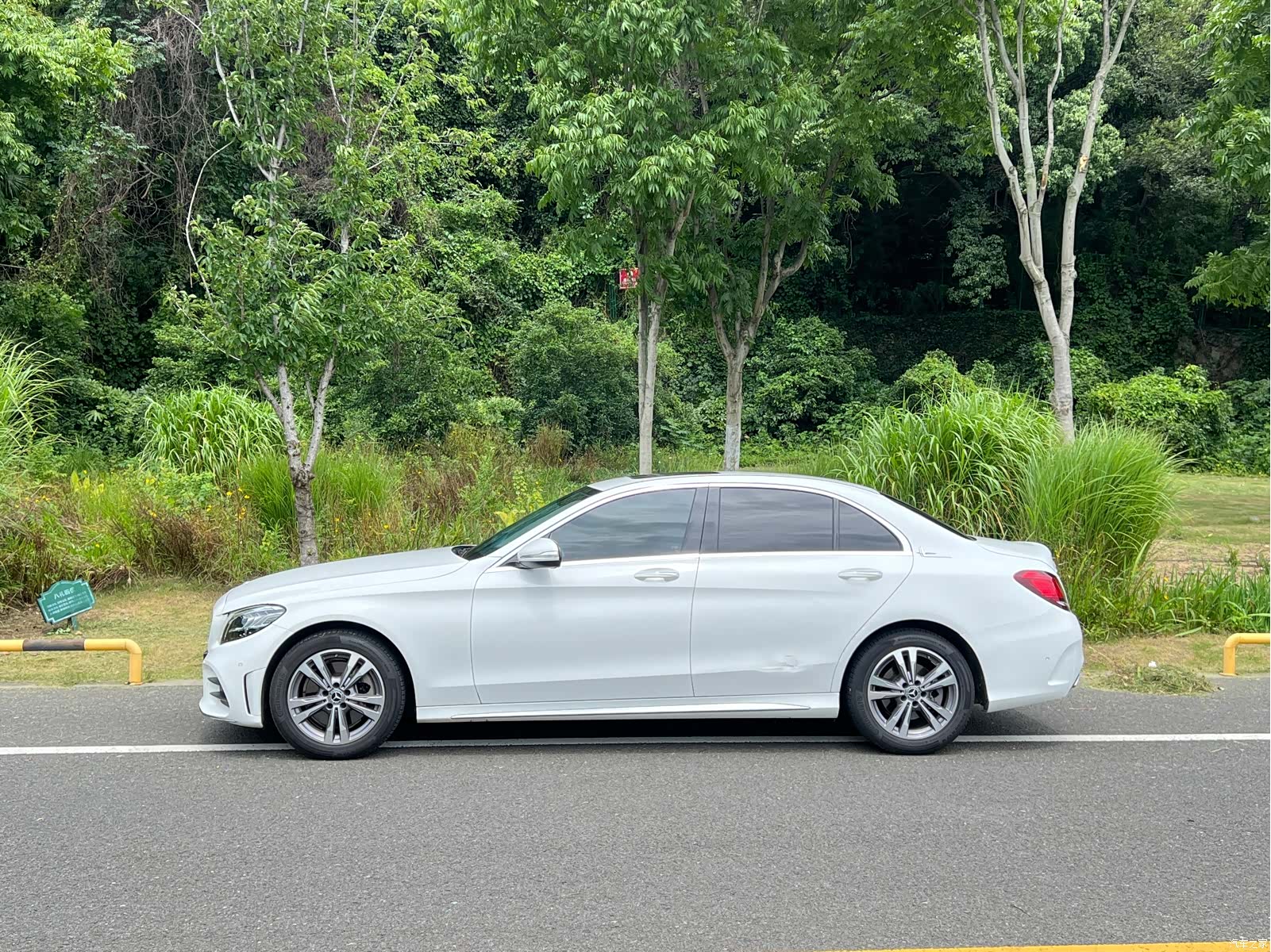 Mercedes-Benz C-Class, 2020 3