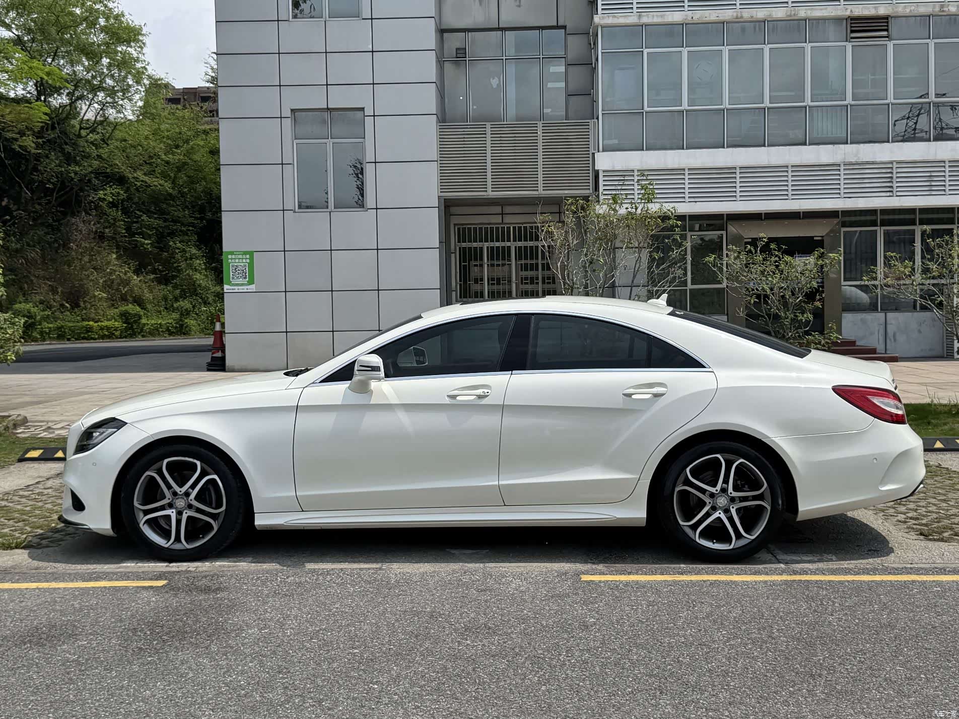 Mercedes-Benz CLS, 2016 7