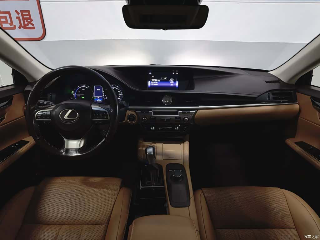 Lexus ES, 2017 все фото