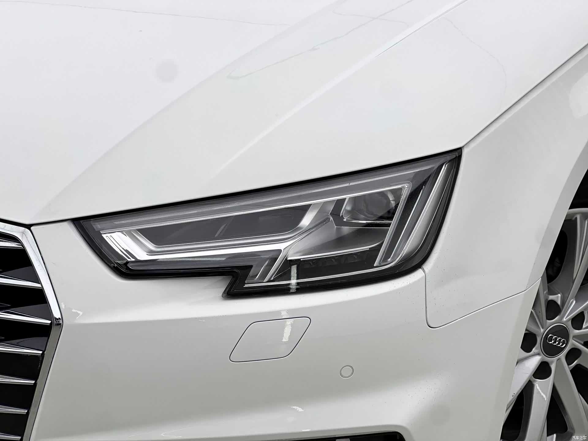 Audi A4L, 2019 16