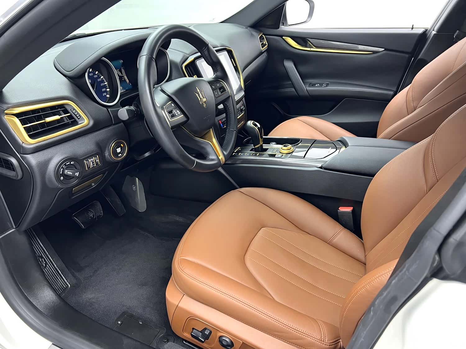 Maserati Ghibli, 2017 4