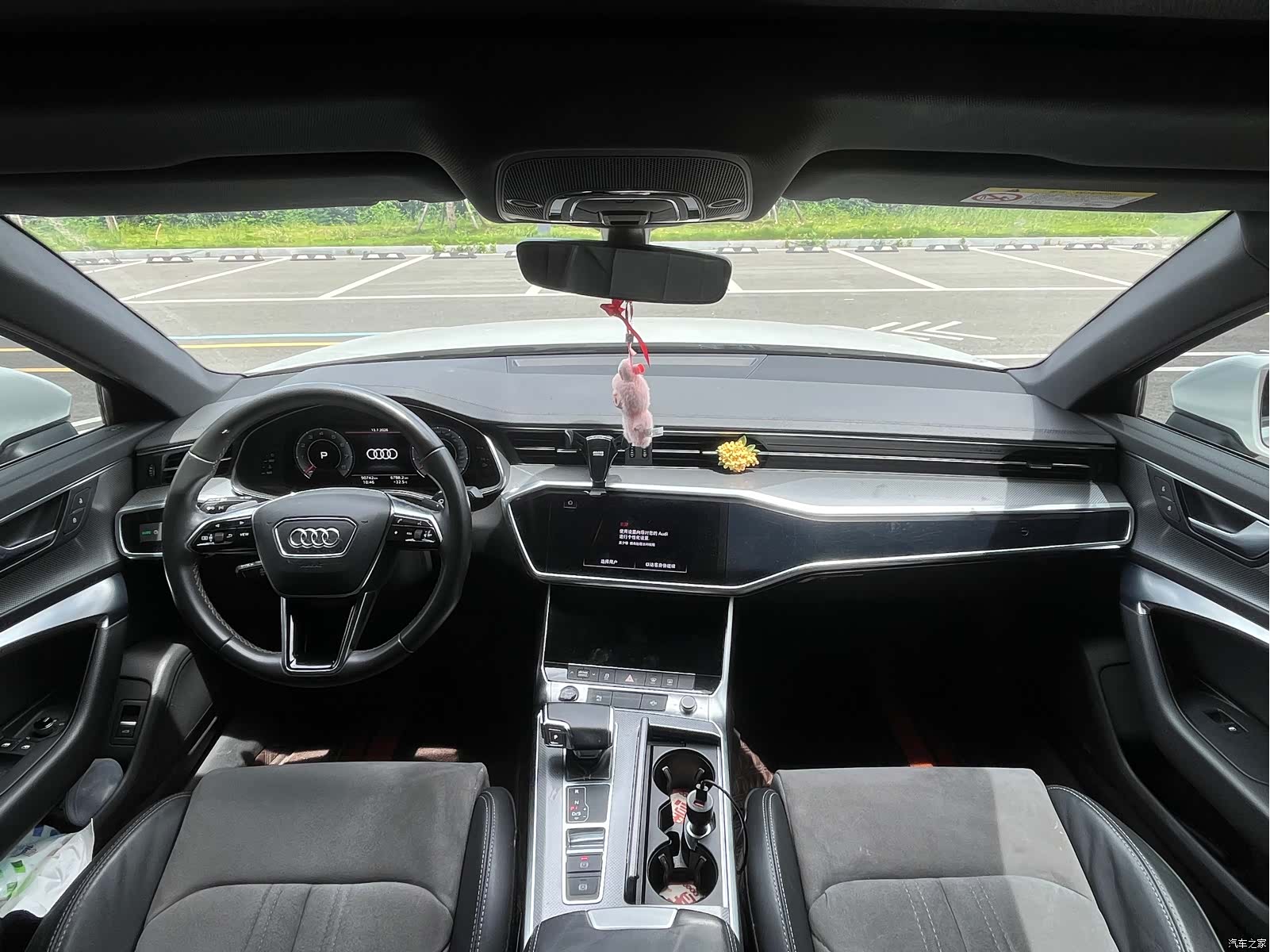 Audi A6L, 2021 все фото