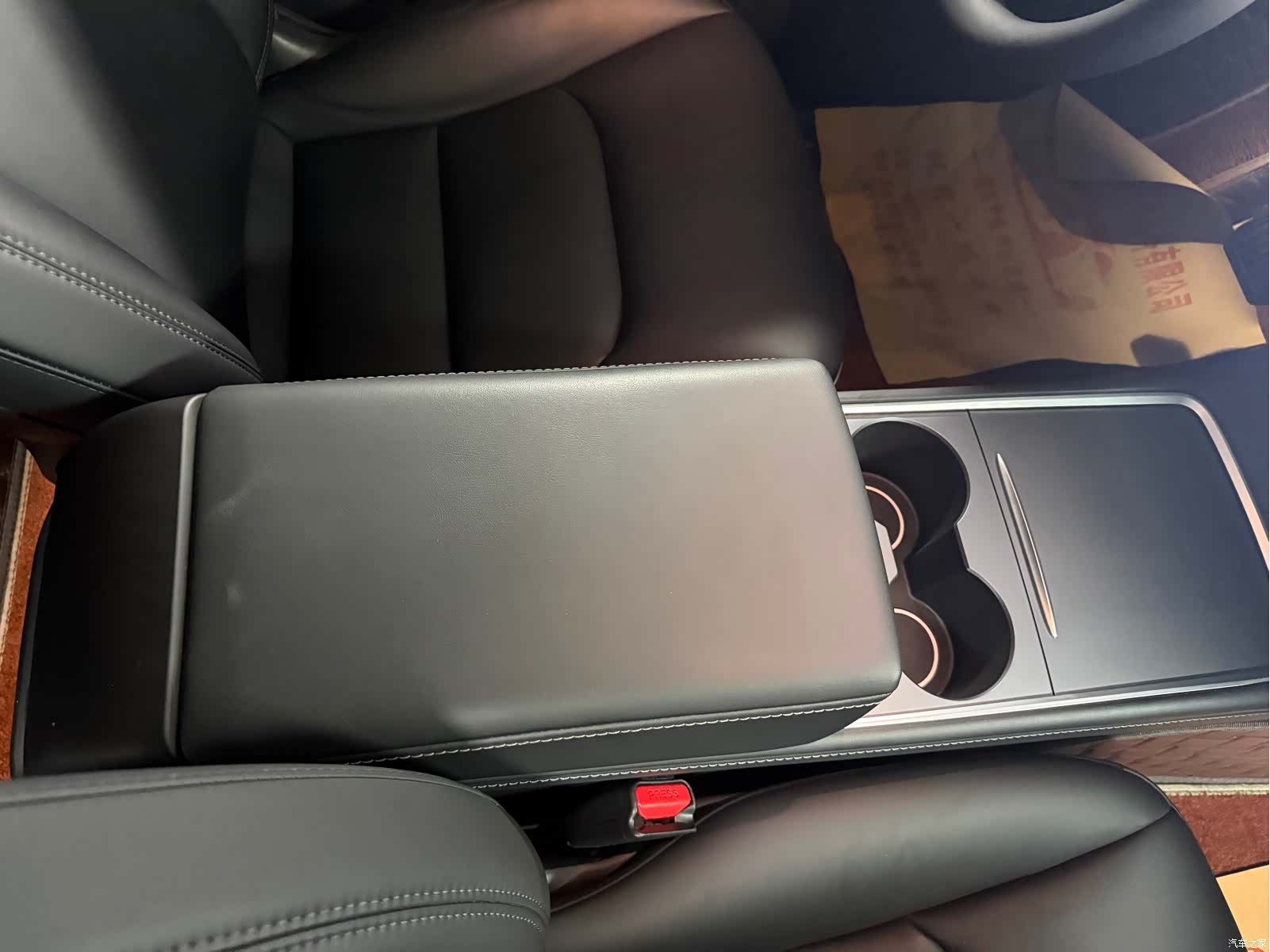 Tesla Model Y, 2021 6
