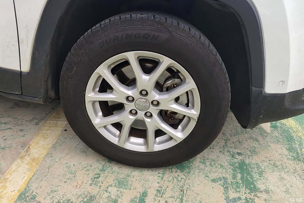 Jeep Cherokee, 2016 6
