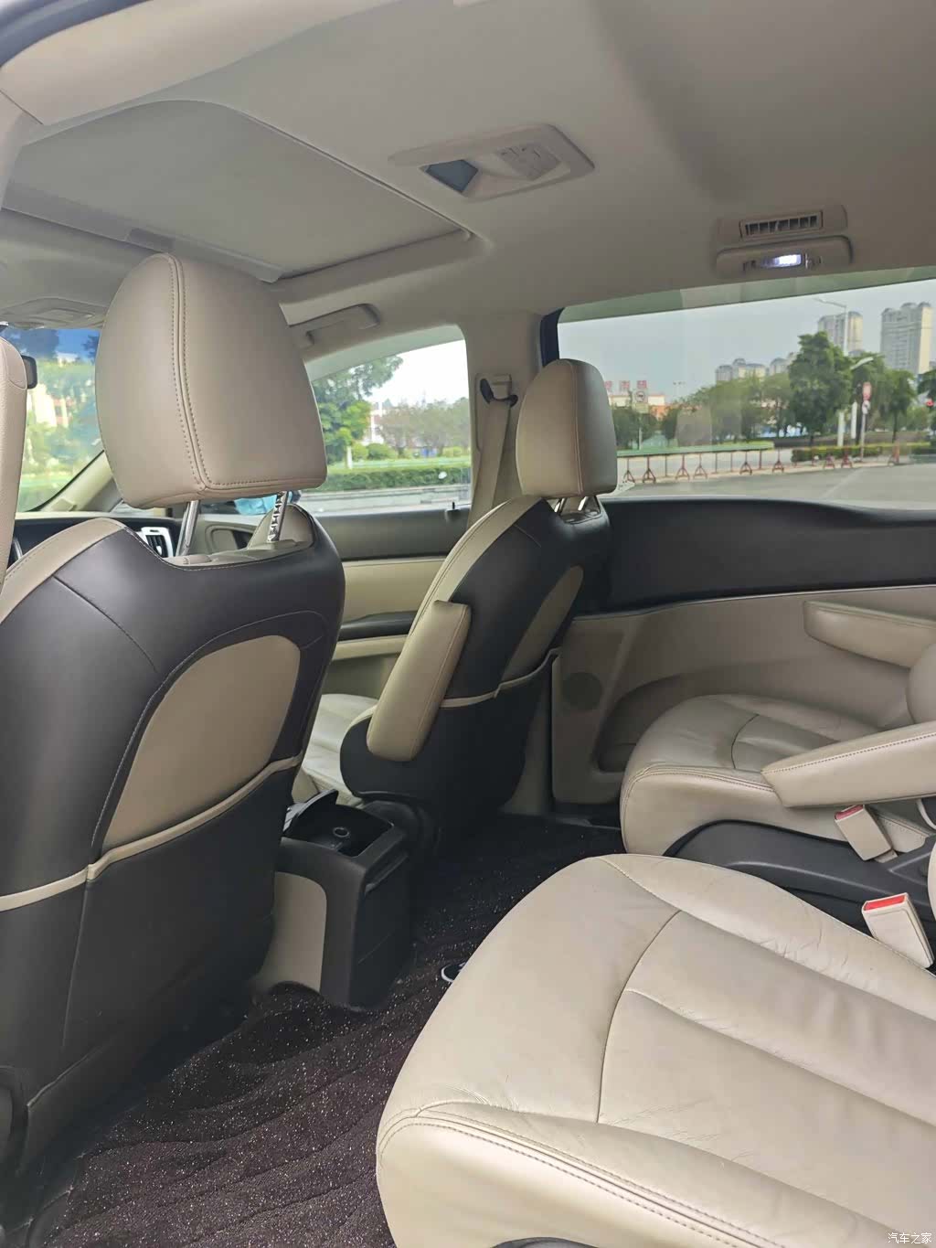 Buick GL8, 2012 9