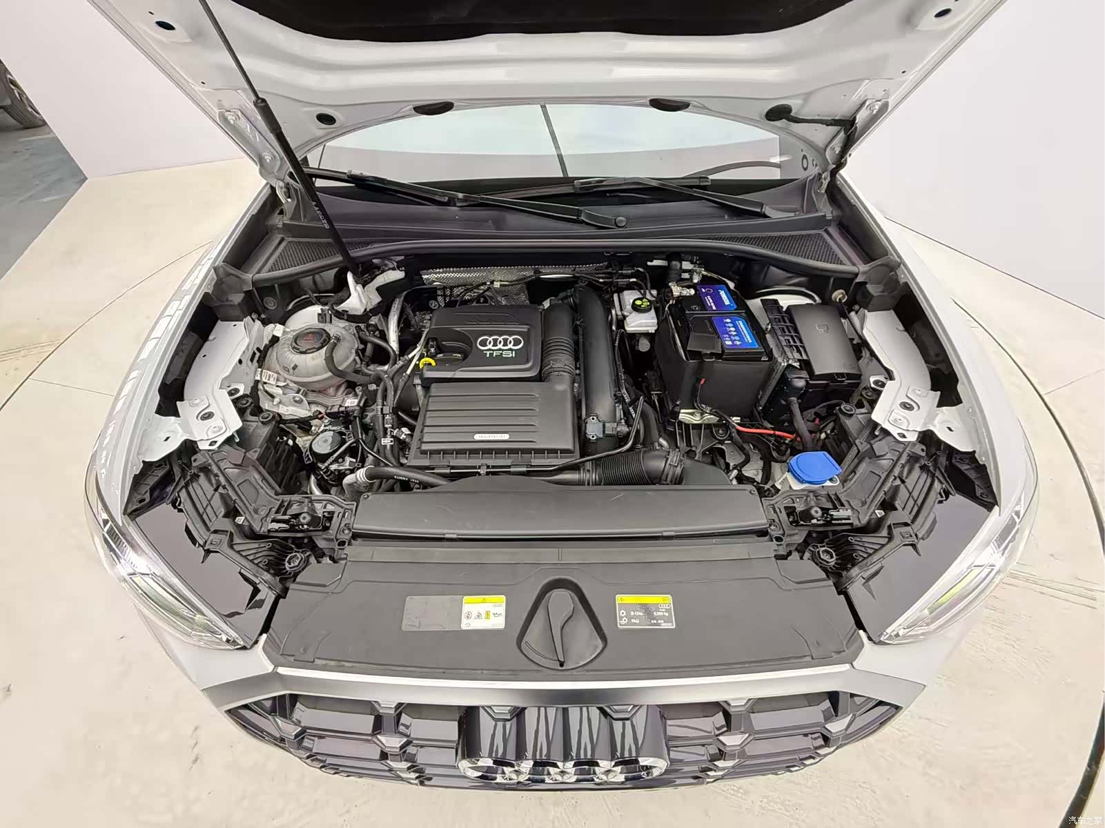 Audi Q3, 2022 8