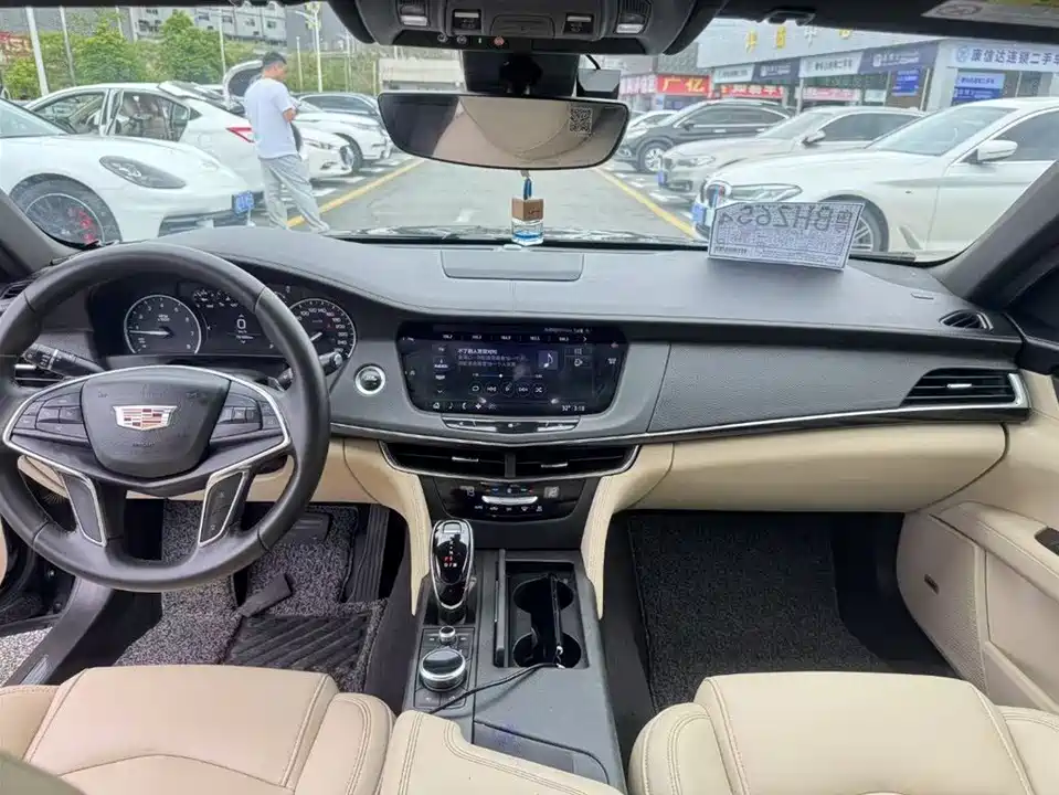 Cadillac CT6