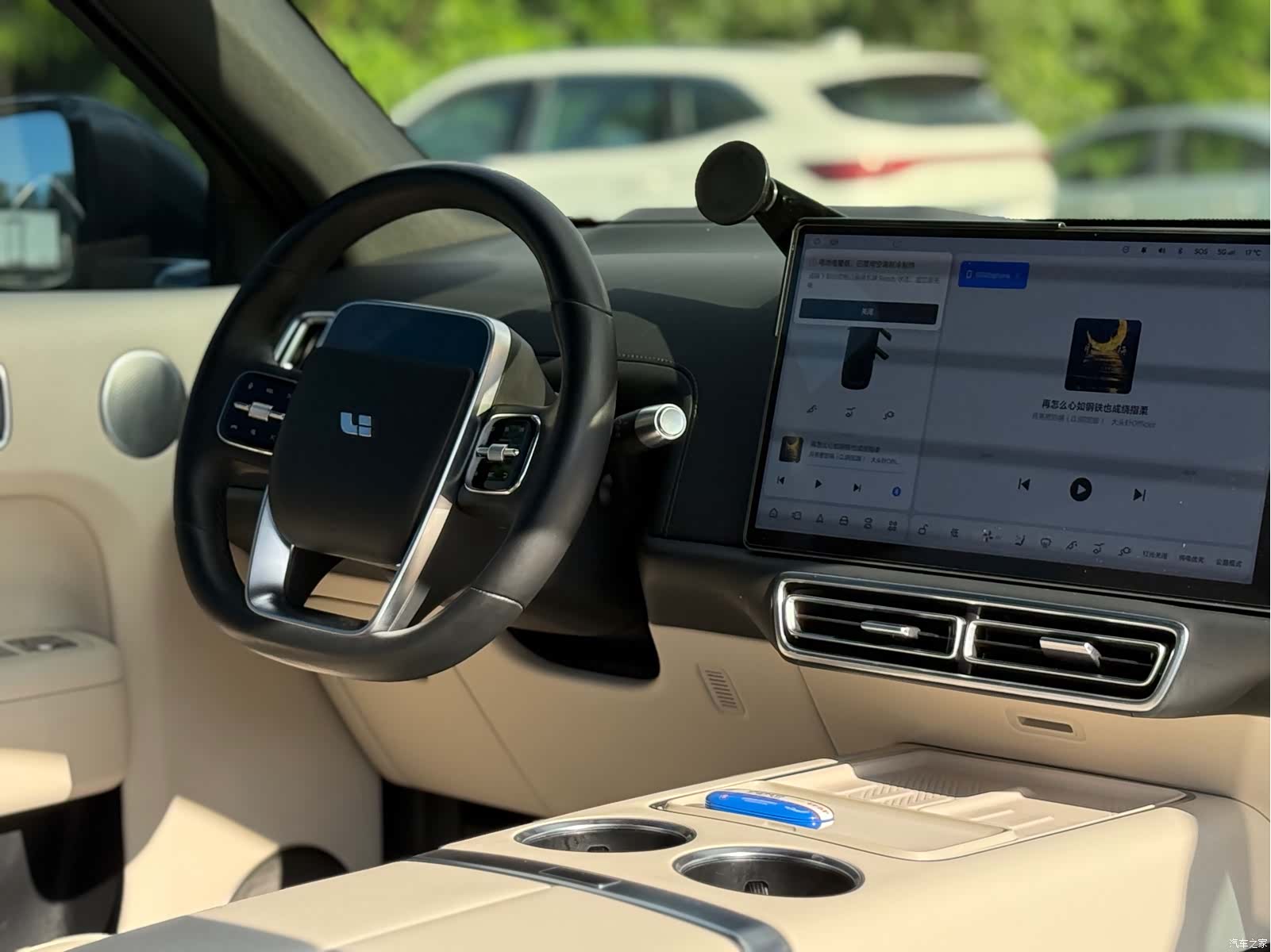 Li Auto L9, 2022 12