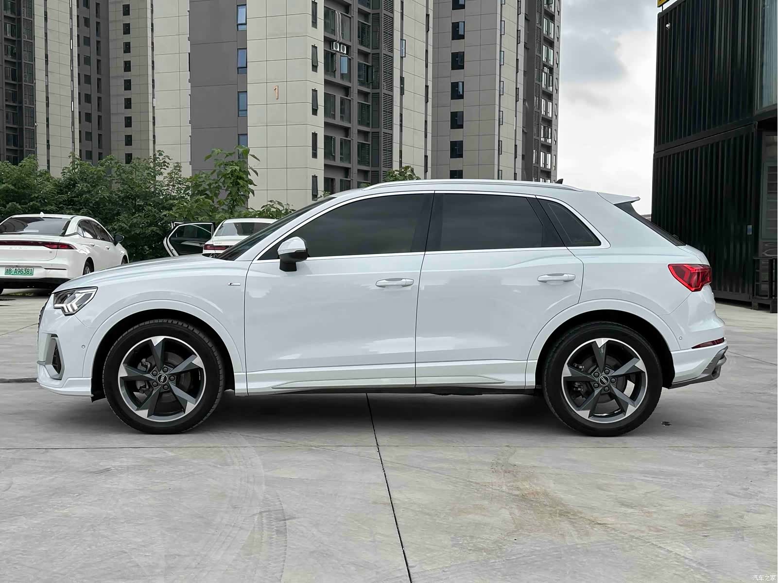 Audi Q3, 2022 7