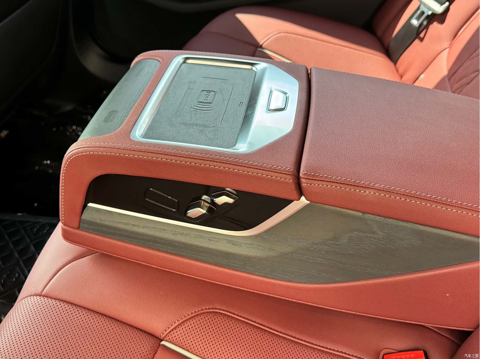 BMW 5 Series, 2023 12