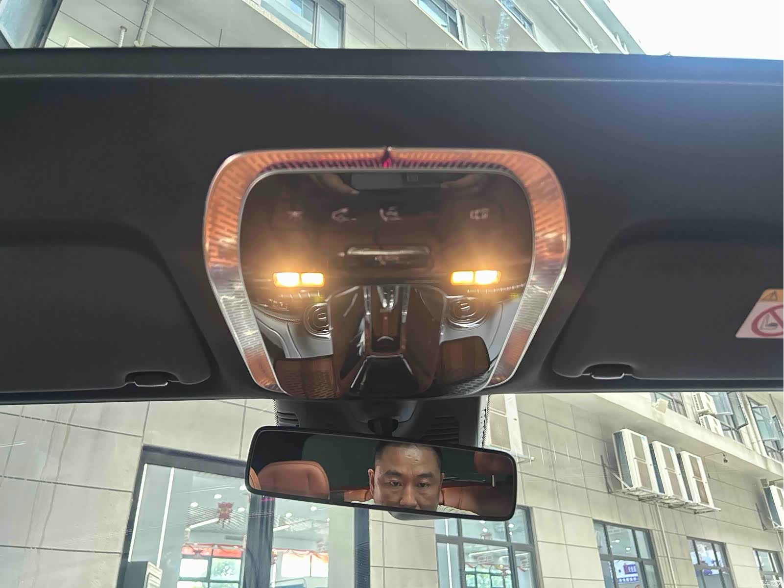 Mercedes-Benz GLC, 2024 8
