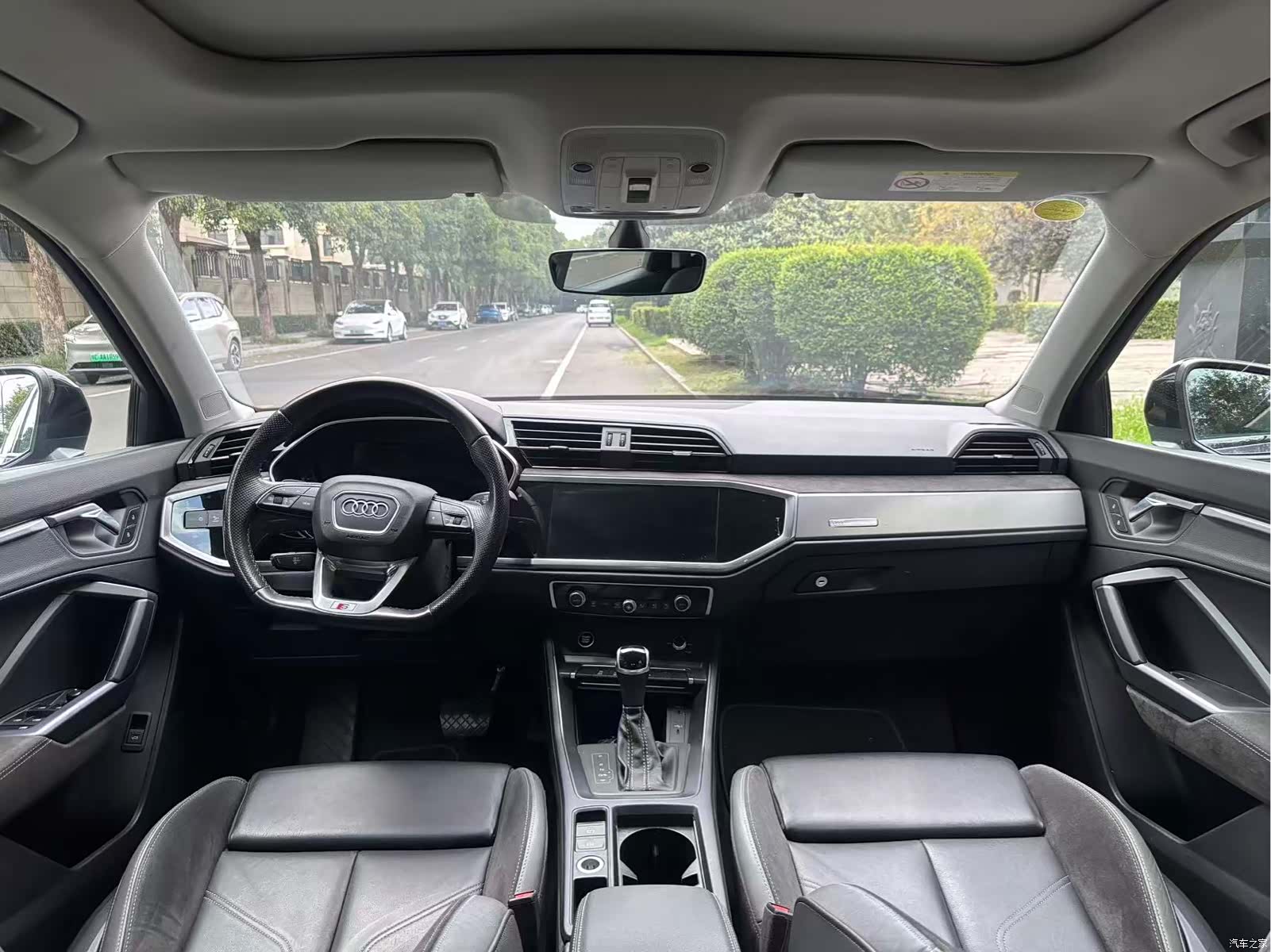 Audi Q3, 2023 8