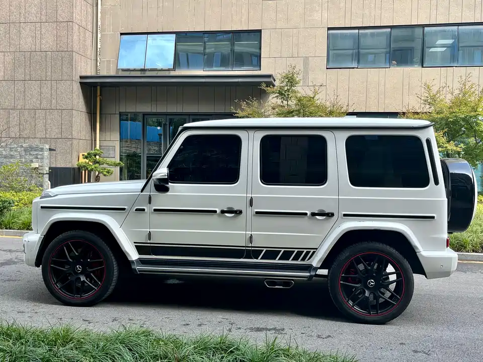 Mercedes-Benz G-class