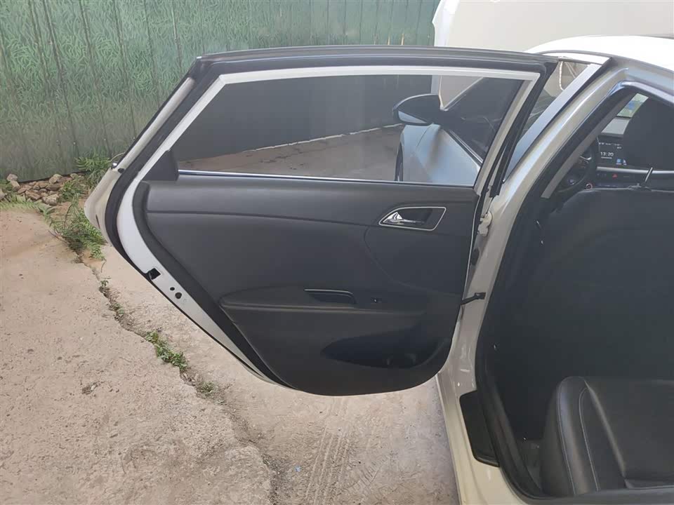 Hyundai Name picture