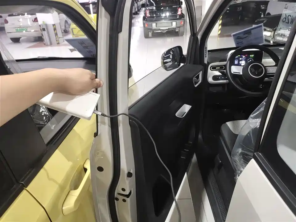 Wuling Hongguang MINIEV