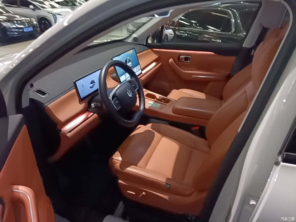 Leapmotor C10, 2025 15
