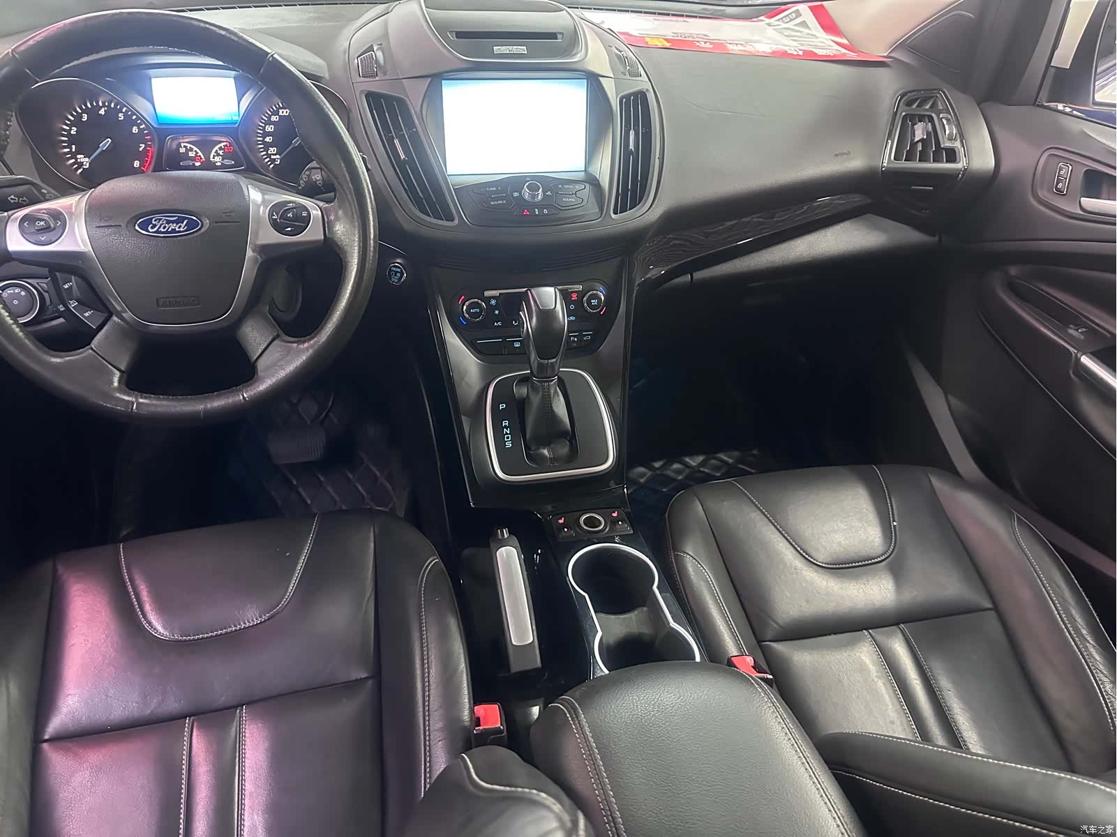 Ford Kuga, 2015 6