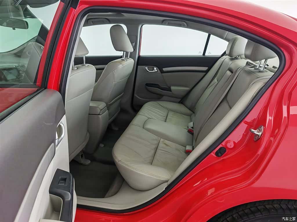 Honda Civic, 2013 15