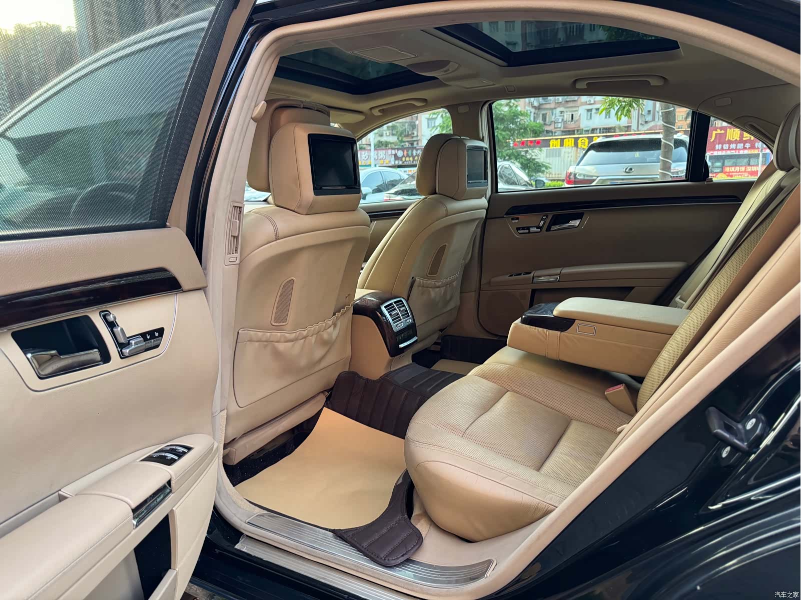 Mercedes-Benz S-Class, 2011 11