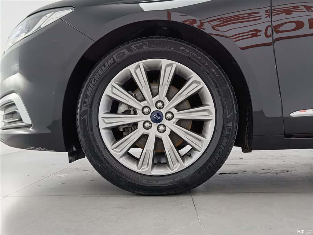 Ford Taurus, 2020 17