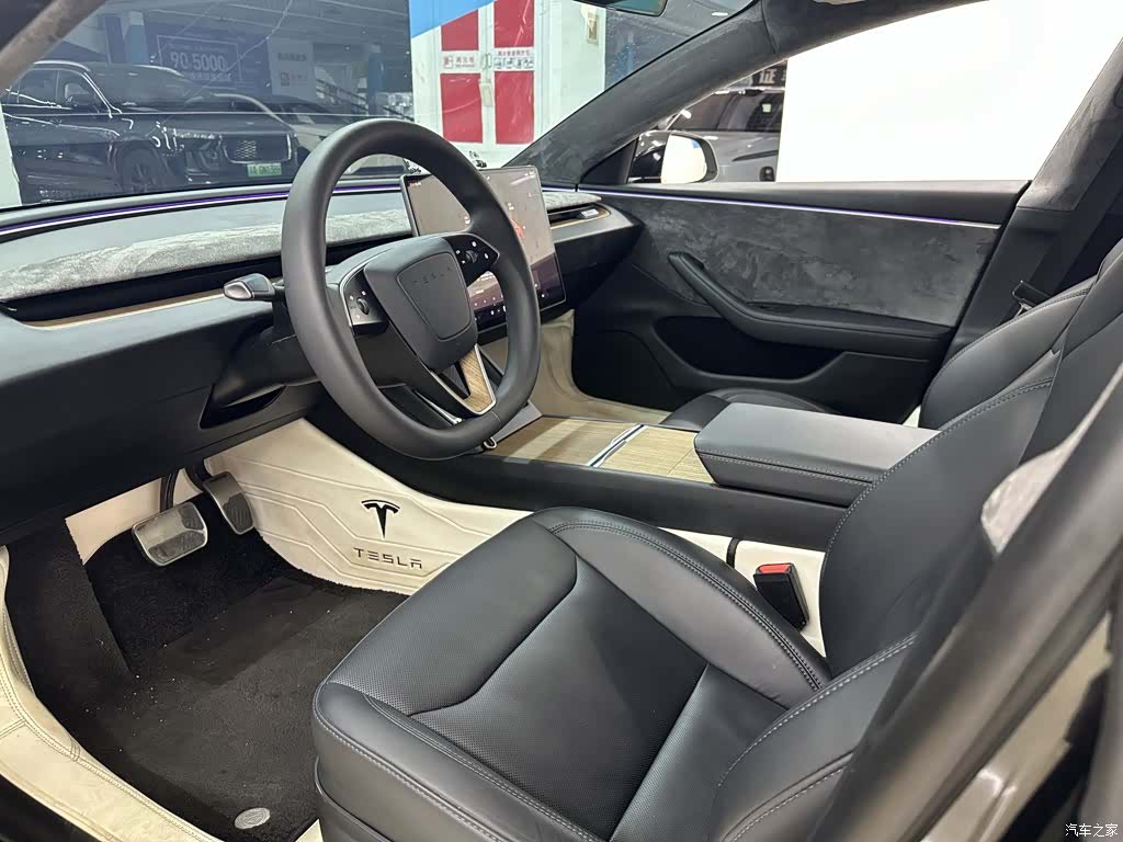 Tesla Model 3, 2023 11