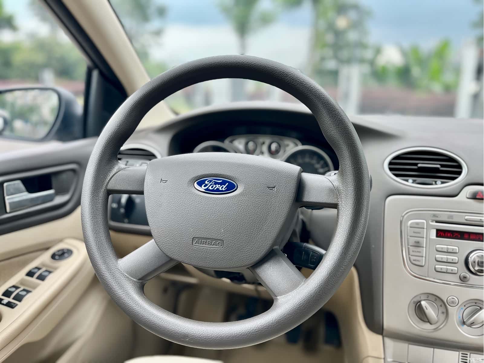Ford Focus, 2014 11