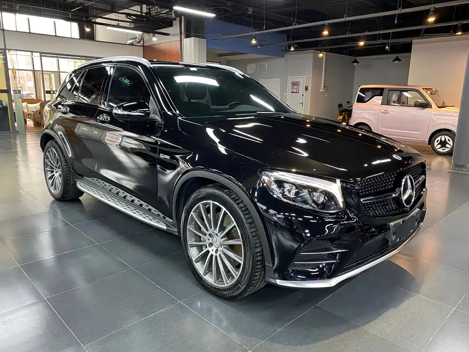 Mercedes-Benz GLC AMG