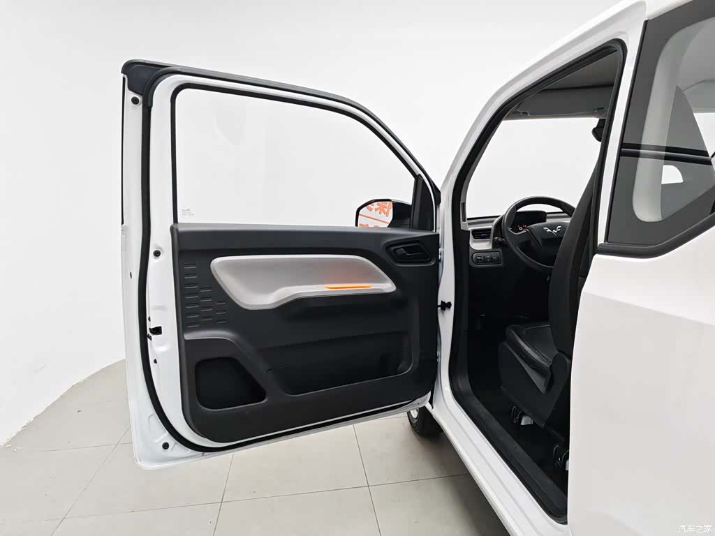 Wuling MINIEV, 2022 8