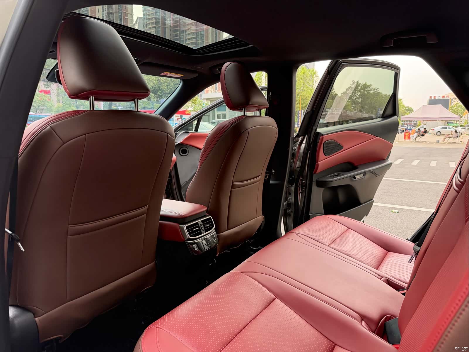 Lexus RX, 2023 12