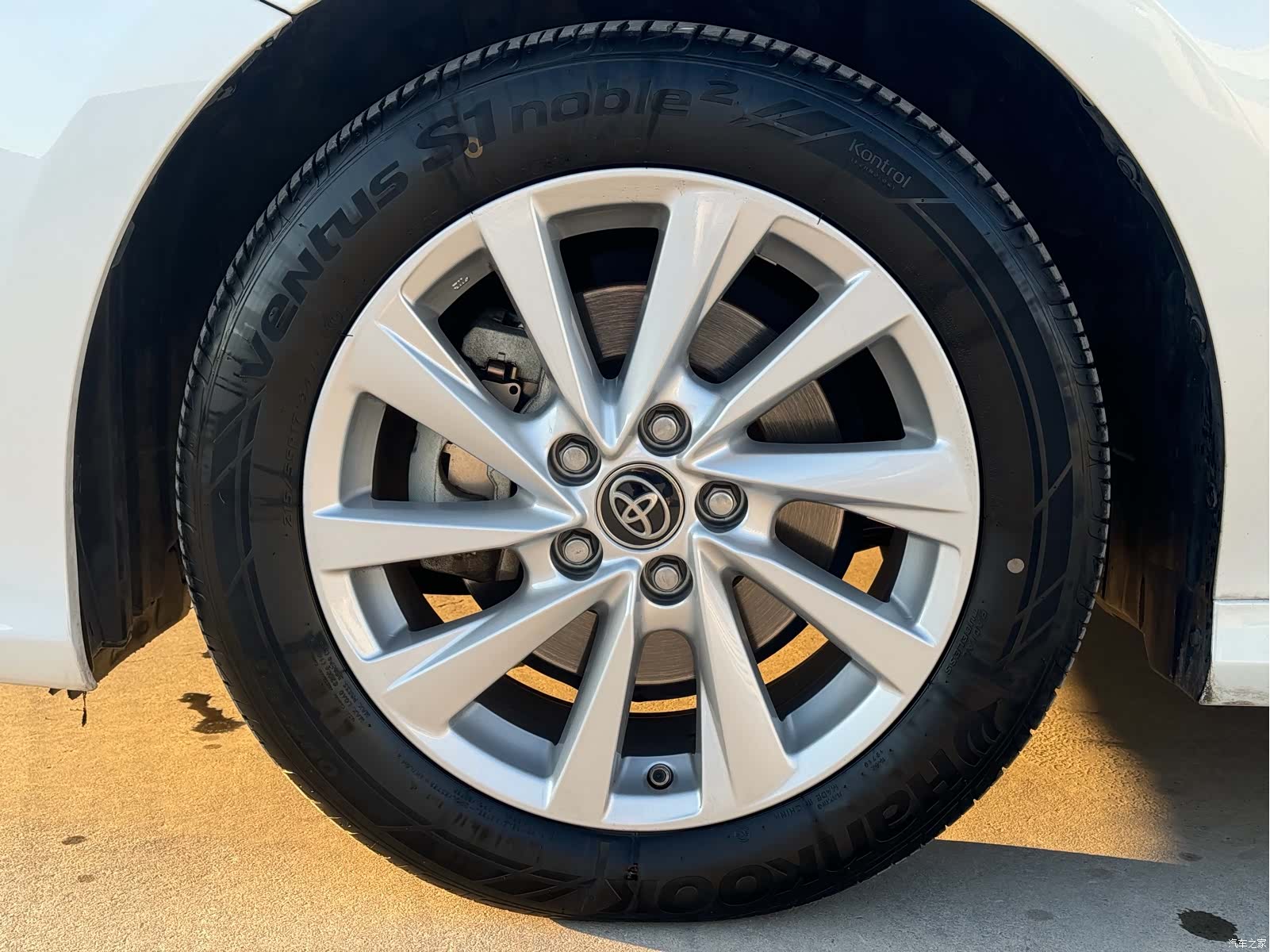 Toyota Camry, 2021 20