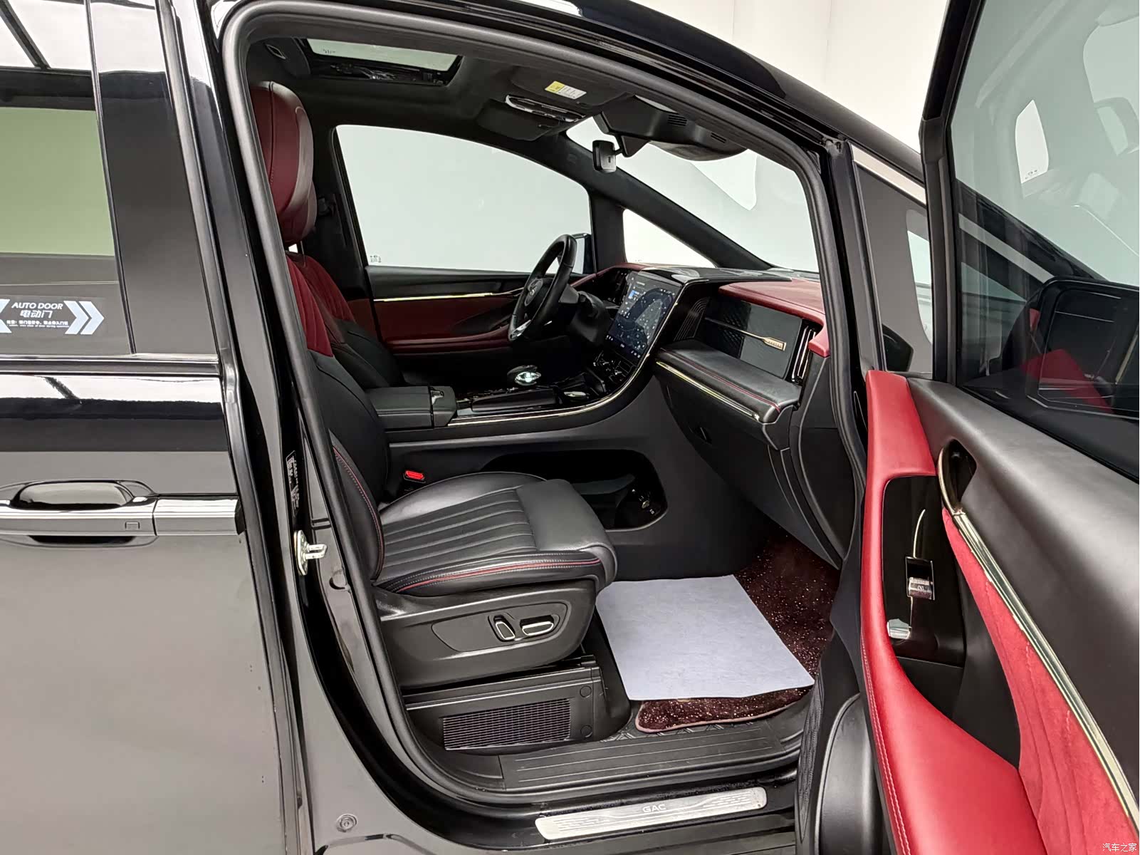 Trumpchi M8, 2023 10