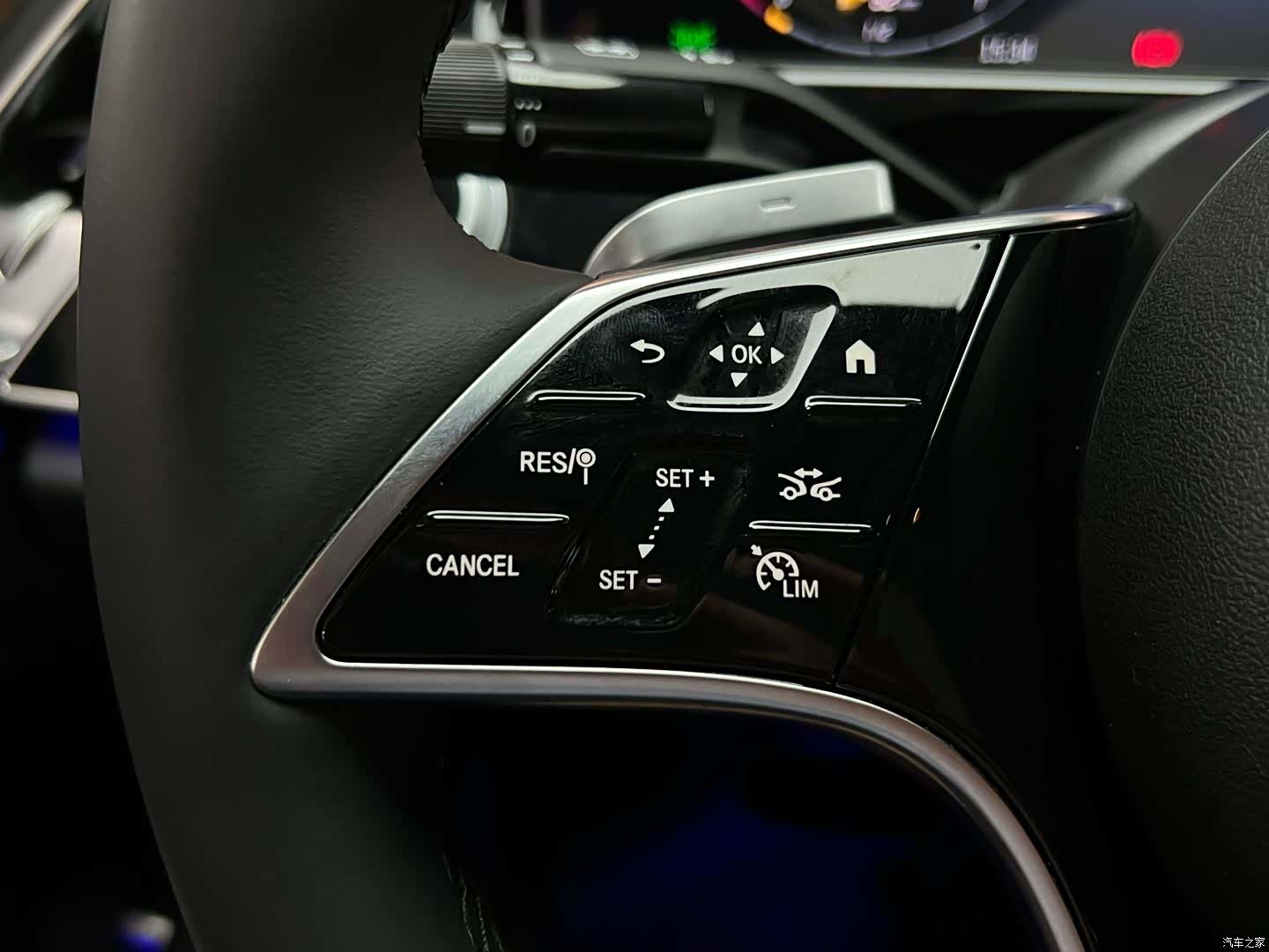 Mercedes-Benz E-Class, 2025 21