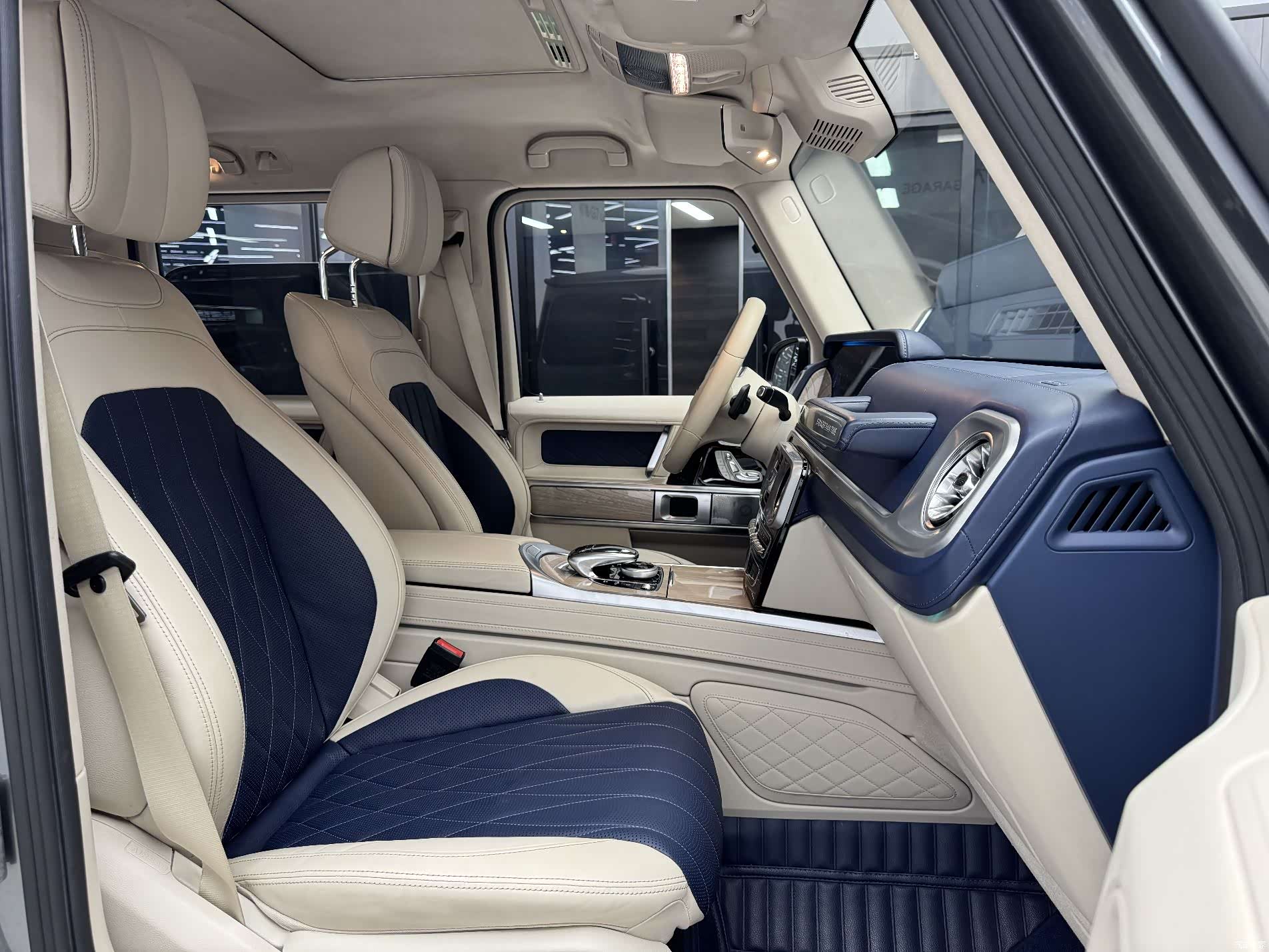 Mercedes-Benz G-Class, 2020 11