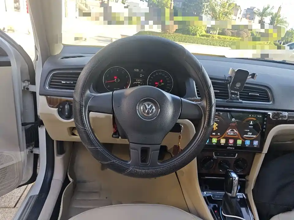 Volkswagen Lavida