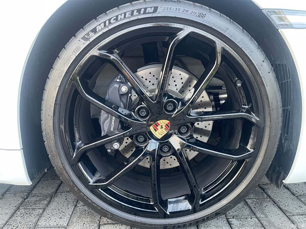 Porsche Cayman, 2025 19