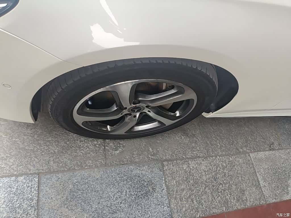 Mercedes-Benz E-Class, 2017 23
