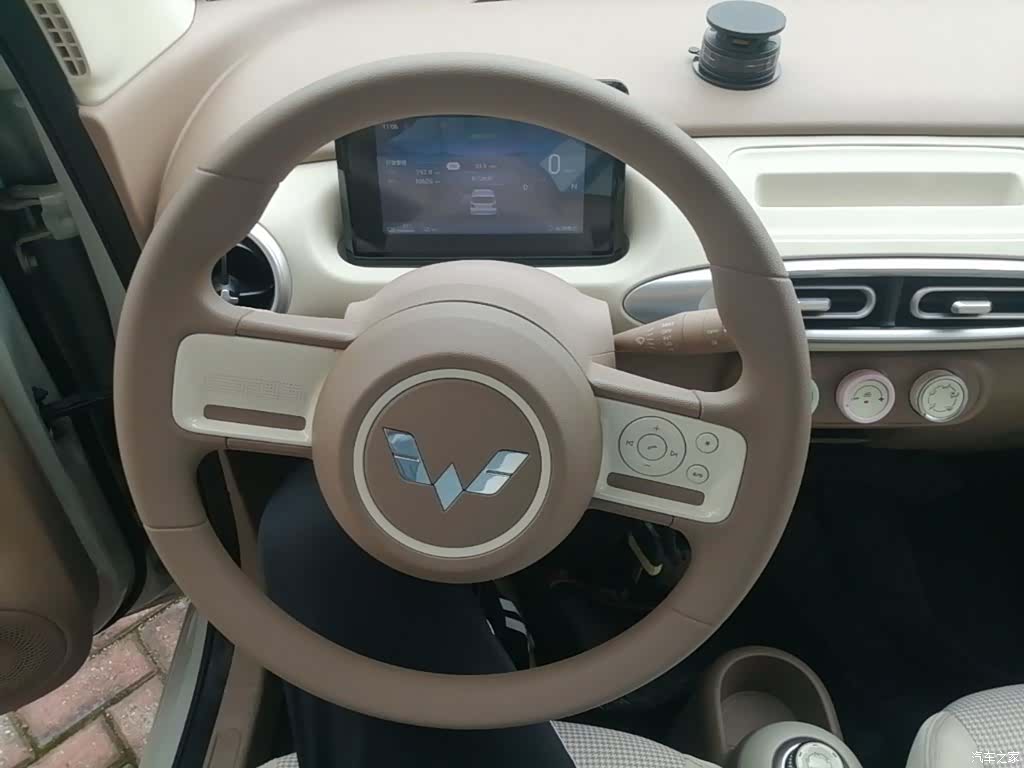 Wuling MINIEV, 2025 11
