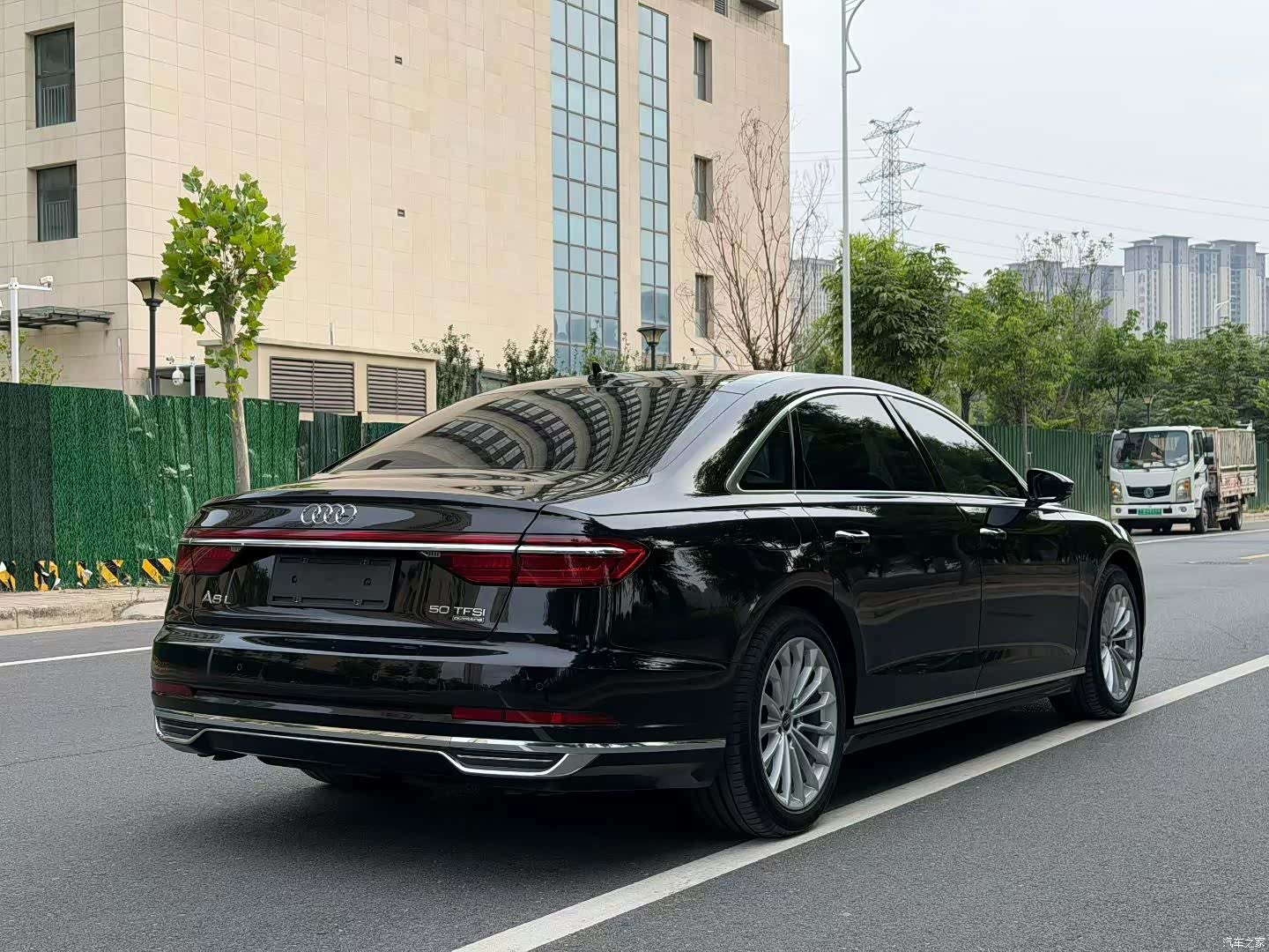 Audi A8L, 2021 9