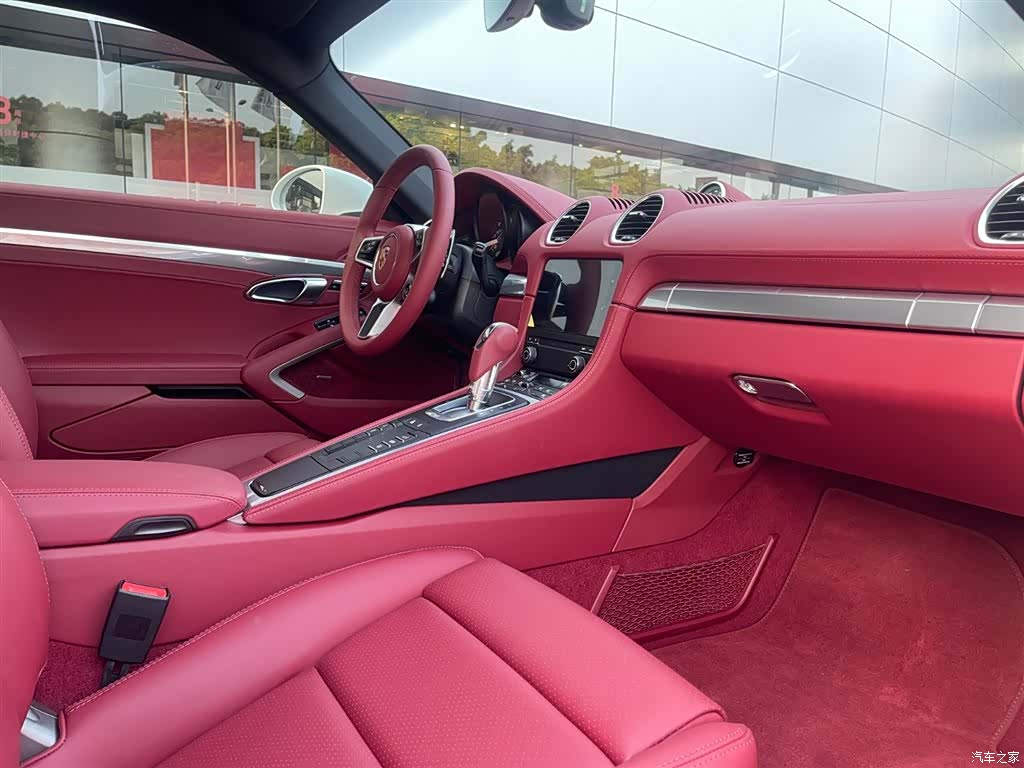 Porsche Cayman, 2025 8