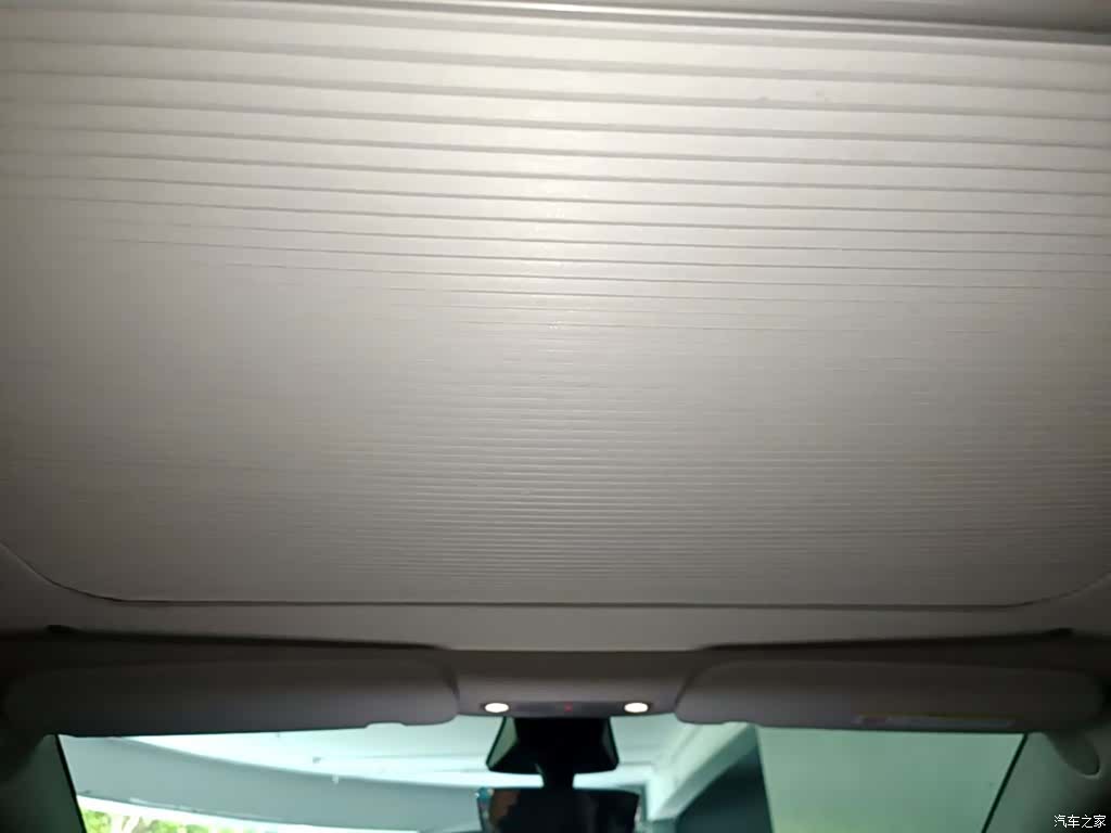 Tesla Model Y, 2022 18