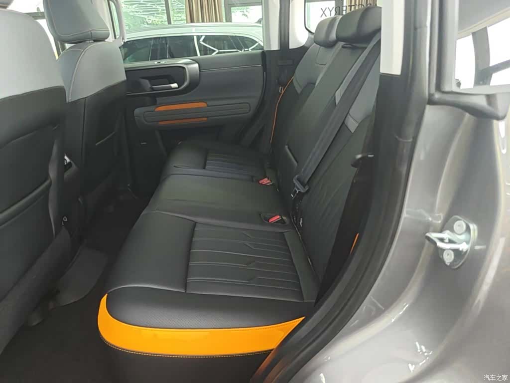 BAIC BJ40, 2025 17