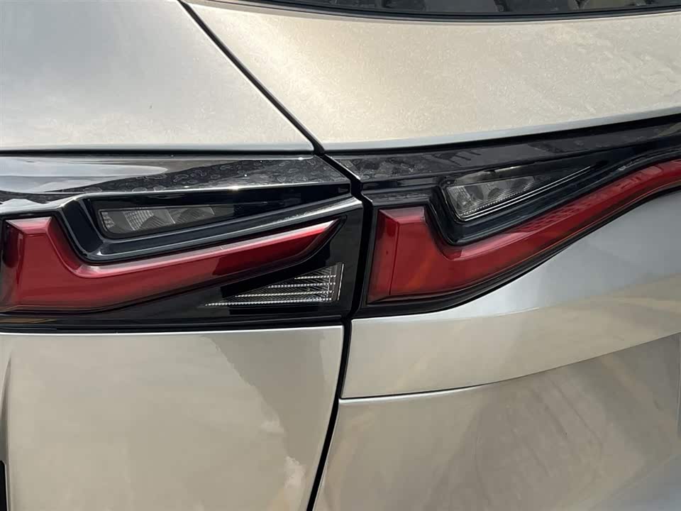 Oshan Z6